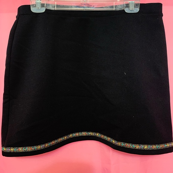 Express miniskirt - Picture 1 of 3